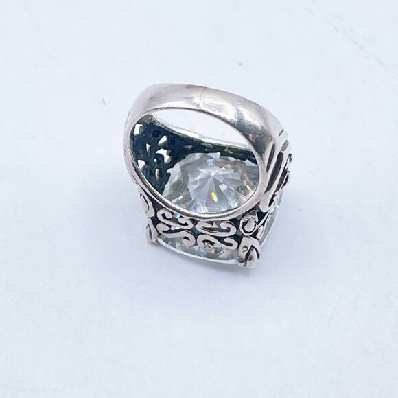 Vintage-Inspired Sterling Silver Ring Intricate Filigree Design Faceted Cubic Zi - Picture 5 of 10
